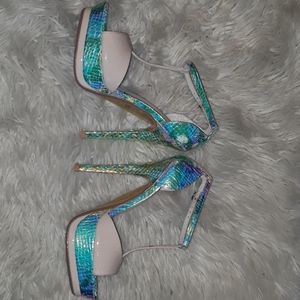 Iridescent heels